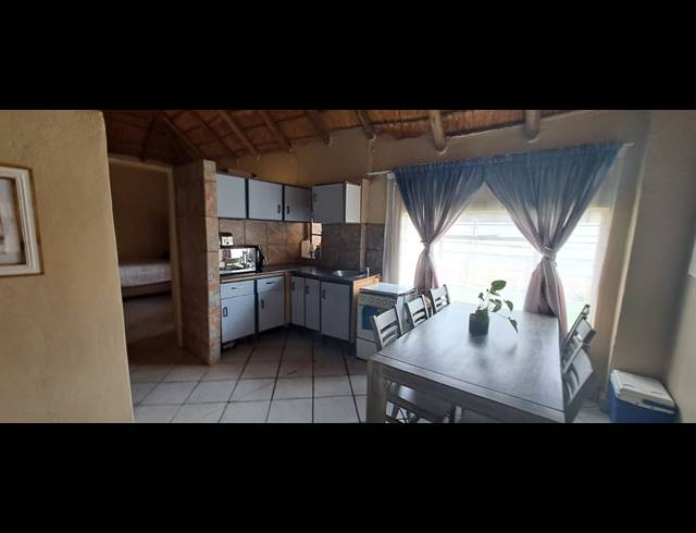 3 BEDROOM HOUSE FOR SALE IN OLIFANTSNEK